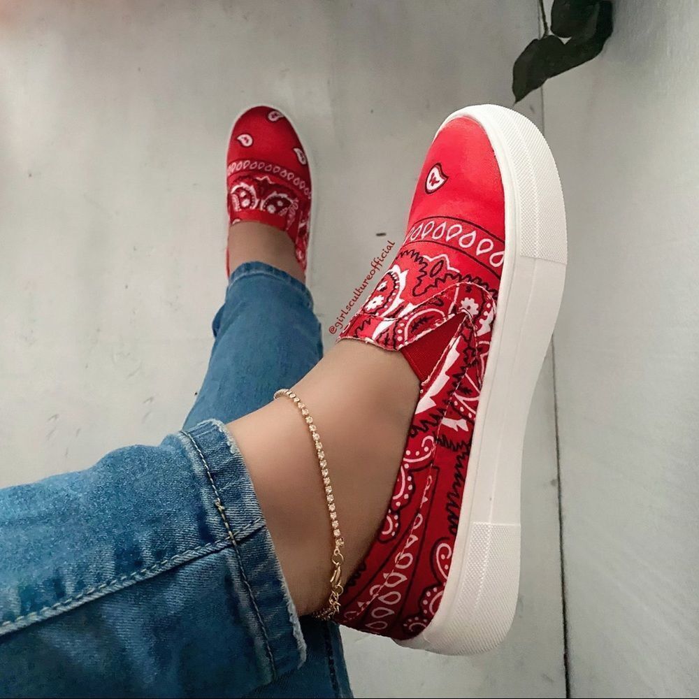 Red Bandana Print Tennis Sneakers - Picture 2 of 8
